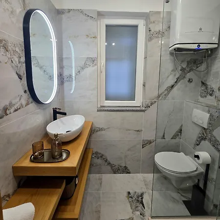 Apartament Adam