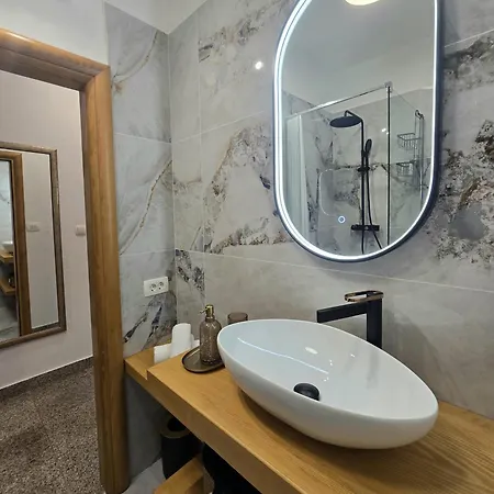 Apartament Adam *