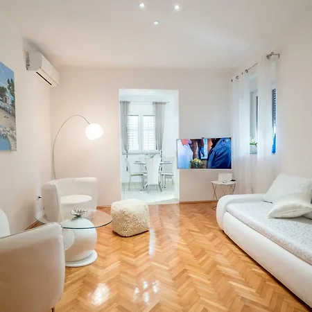 Adam Apartament Stobreč